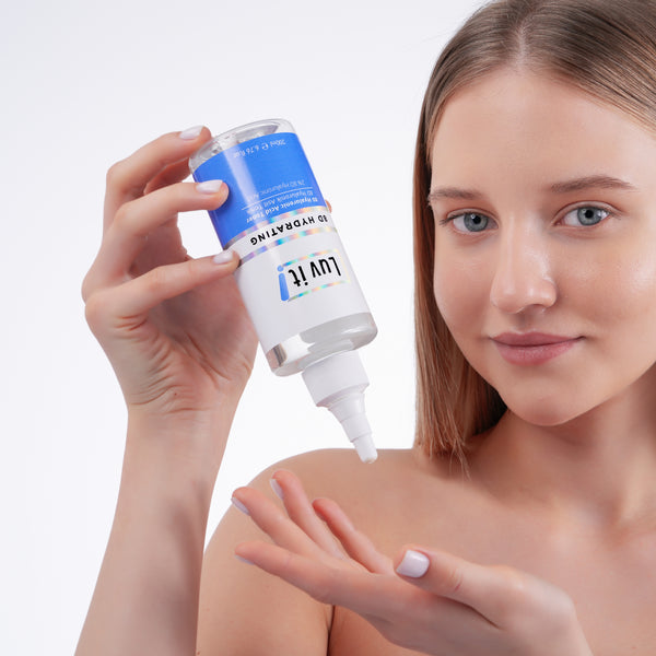 Lotion tonique hydratante pour le visage Luv it 8D à l'acide hyaluronique 200 ml